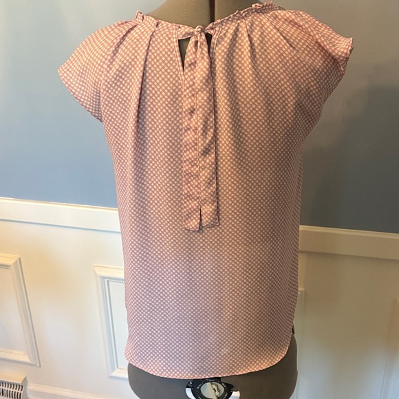 Lavender and White Gingham Check Top with Pleated Neck and Tie Back - Picture 6 of 13